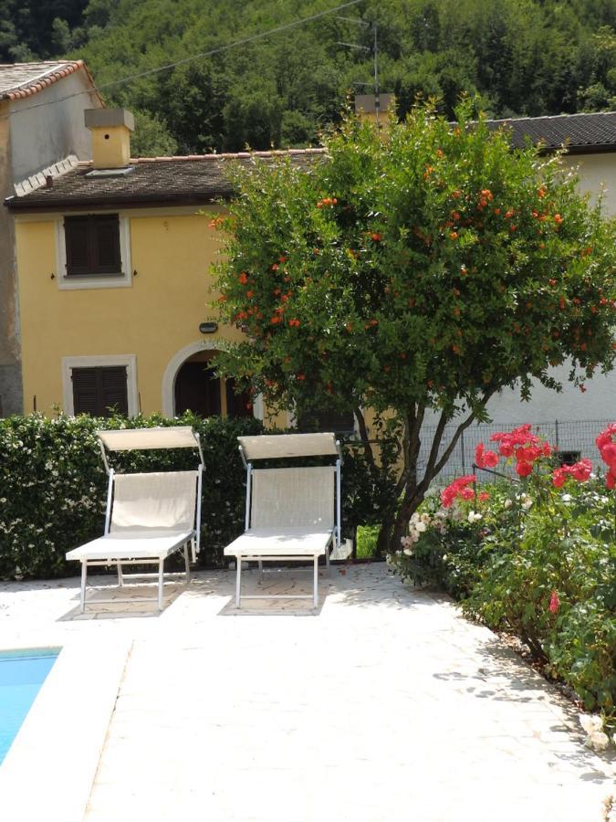 B&B Le Rondini Cassanesi Eksteriør billede
