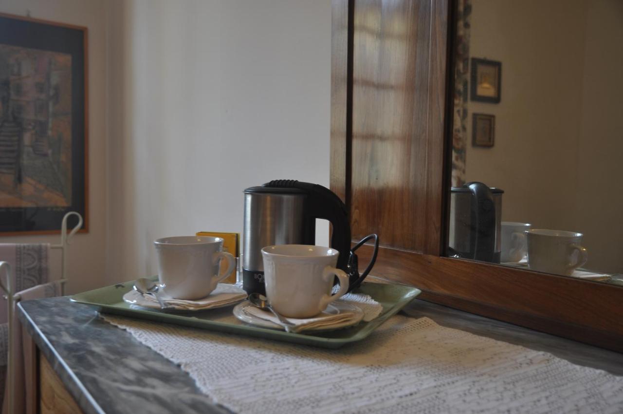B&B Le Rondini Cassanesi Eksteriør billede
