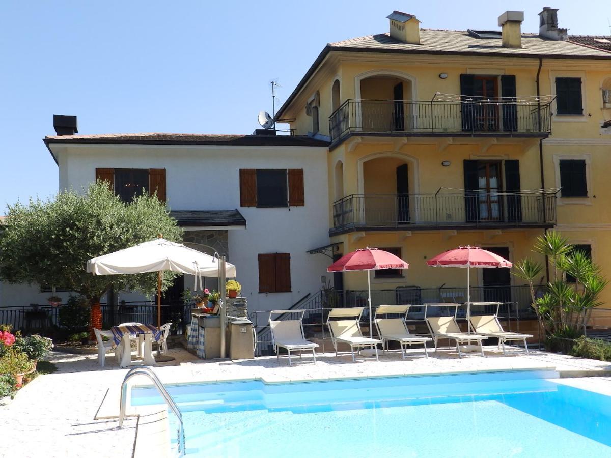 B&B Le Rondini Cassanesi Eksteriør billede