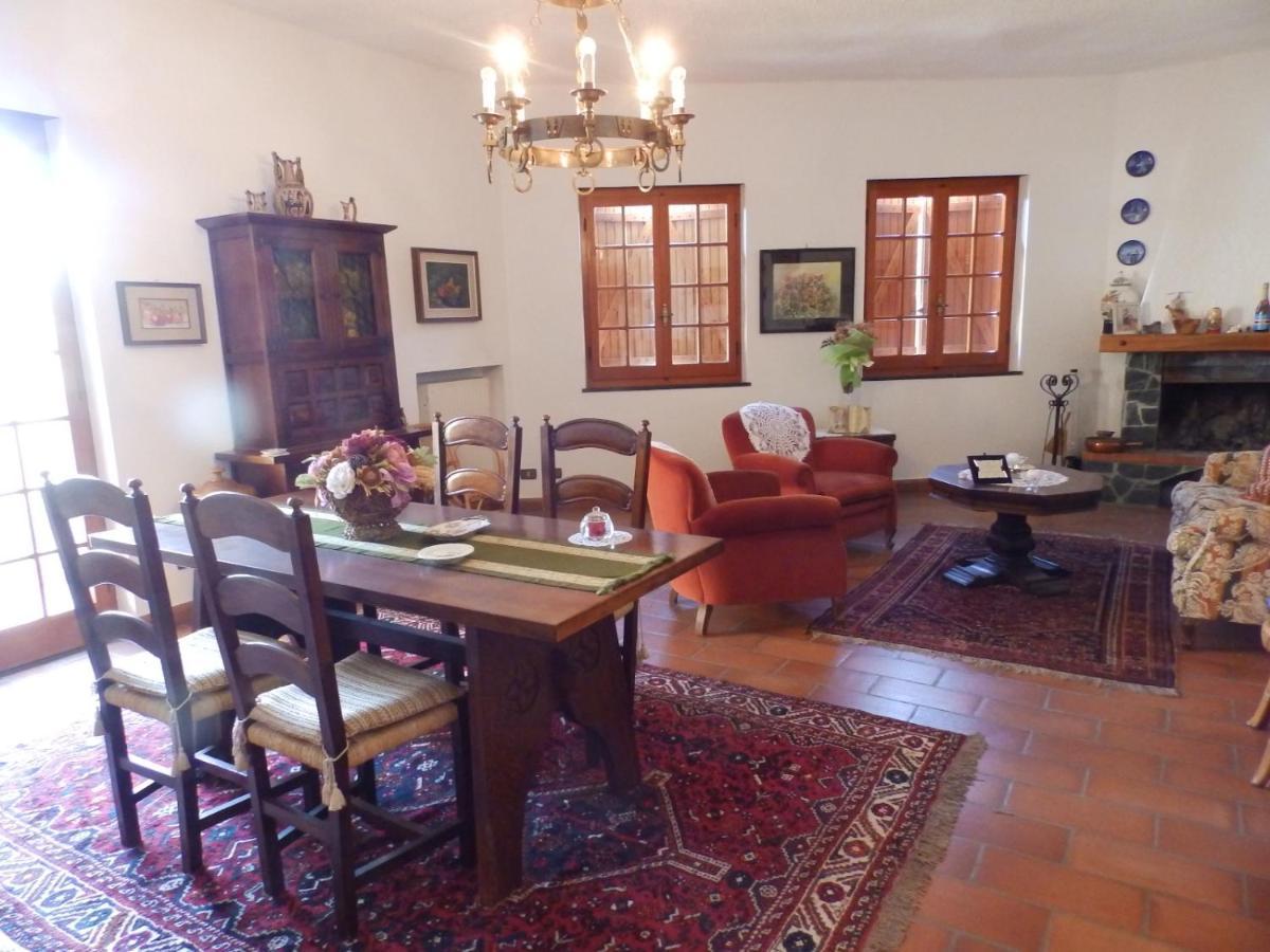 B&B Le Rondini Cassanesi Eksteriør billede